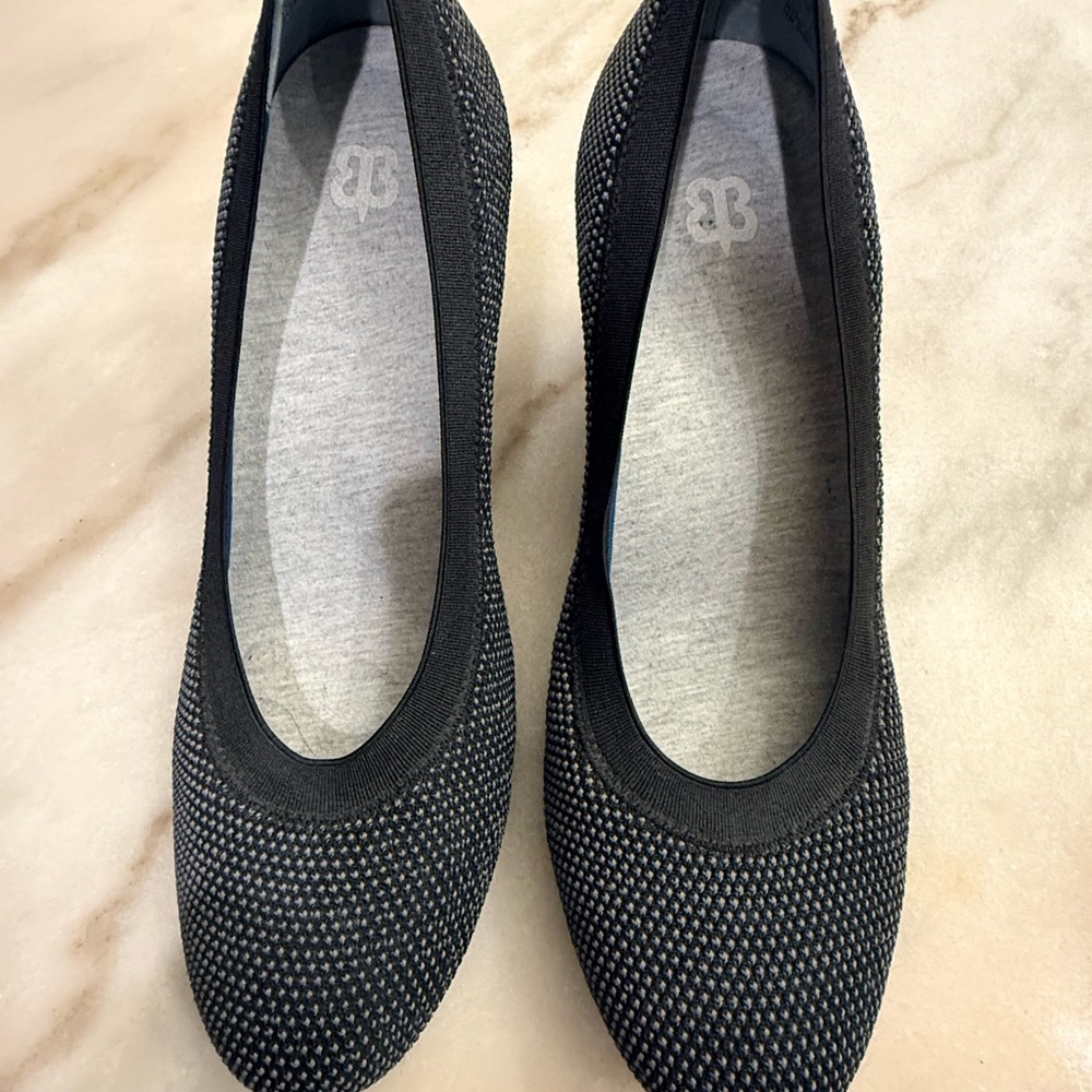 Betabrand Black and Gray Heels